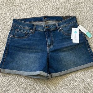 Tarim roll cuff denim shorts, WITH TAGS